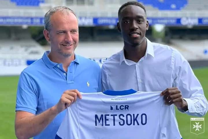Mercato: Le jeune attaquant Franco-togolais Idjessi Metsoko signe pro en ligue 1
